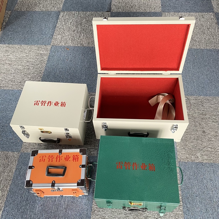 洋浦经济开发区爆破工程作业箱如何选择？玻璃钢与传统材质的全面对比